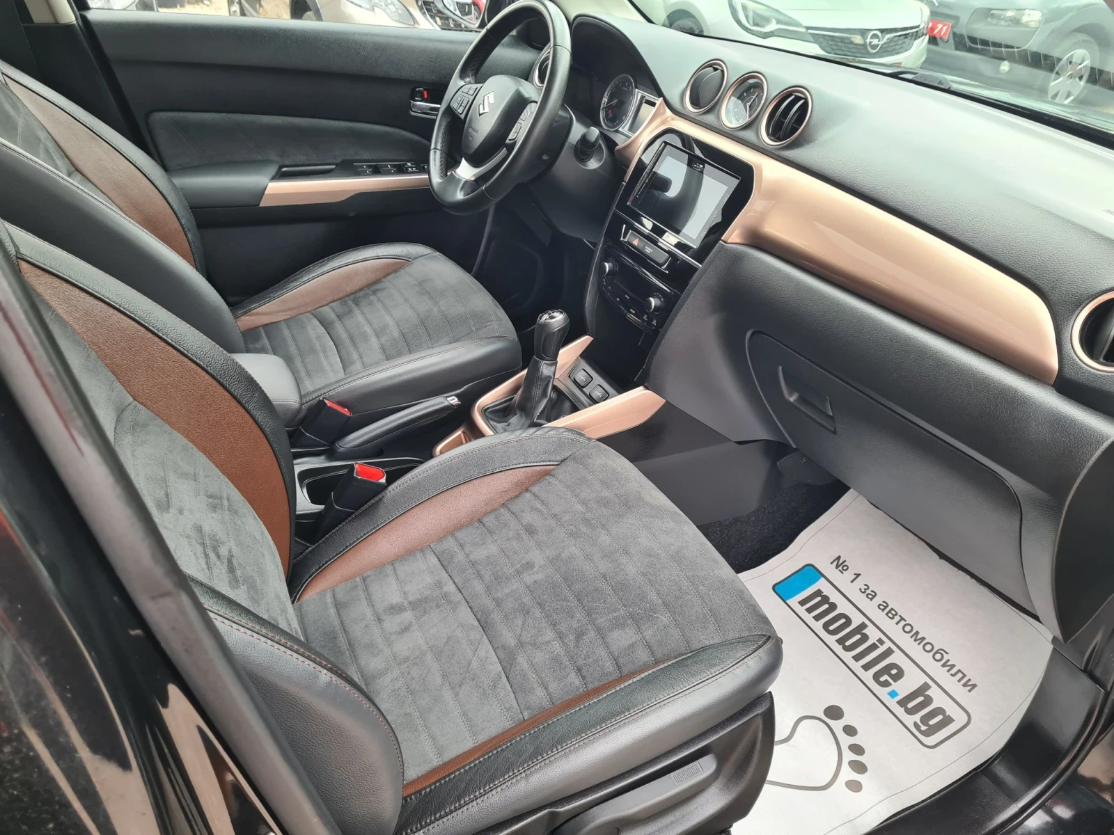 Suzuki Vitara 1.6i 16V 120p.s  / EVRO 6B , снимка 11 - Автомобили и джипове - 56288434