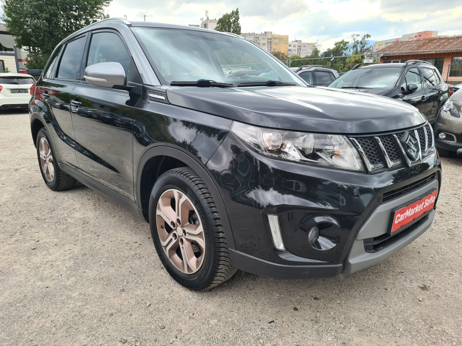 Suzuki Vitara 1.6i 16V 120p.s  / EVRO 6B , снимка 3 - Автомобили и джипове - 56288434