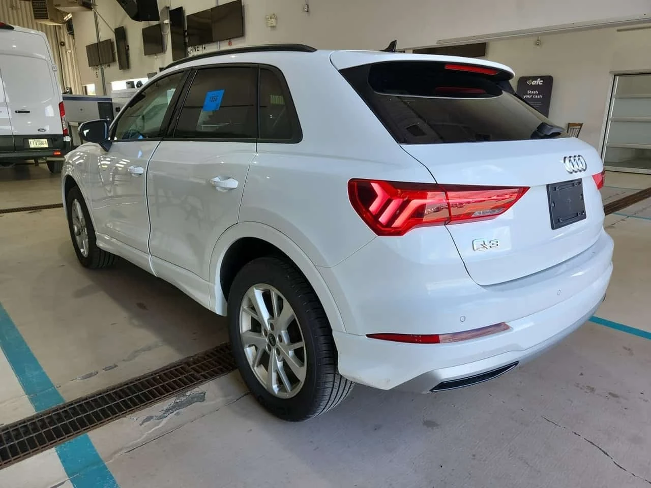 Audi Q3 * 45 Tfsi Quattro Komfort * CARFAX * ���������� | Mobile.bg � ����������� 6