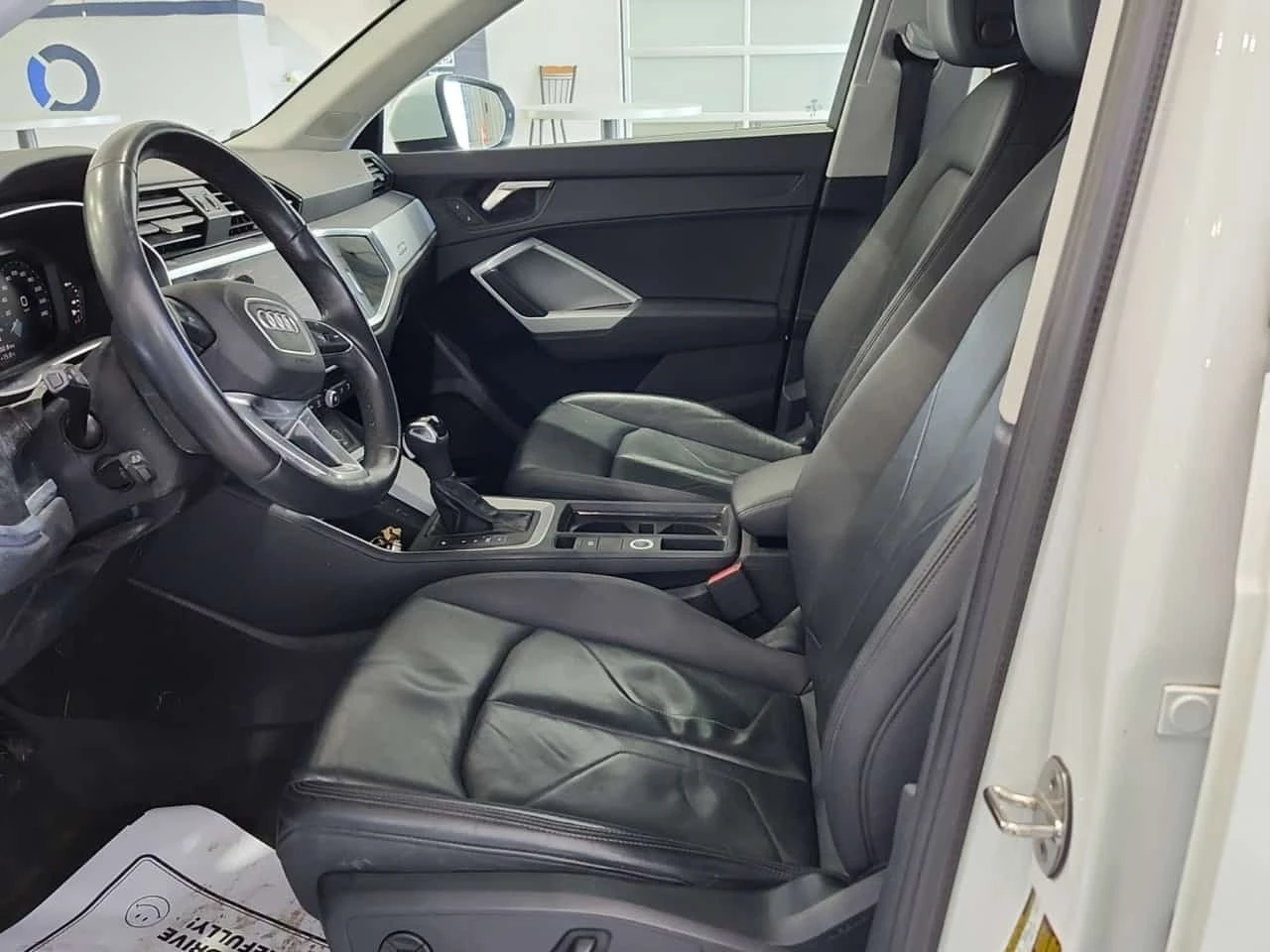Audi Q3 * 45 Tfsi Quattro Komfort * CARFAX * ���������� | Mobile.bg � ����������� 3