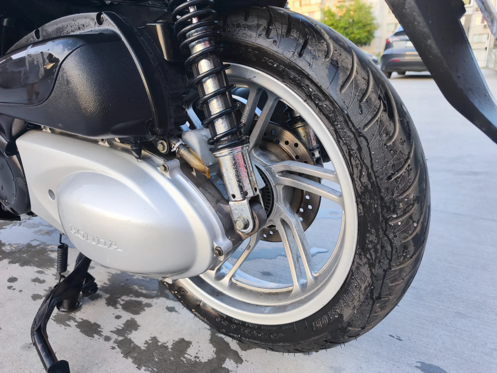 Honda Sh 300i, снимка 10 - Мотоциклети и мототехника - 55335228