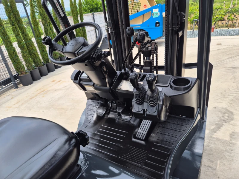 Мотокар Toyota * ТРИПЛЕК + СВОБОДЕН ХОД* ПЕРФЕКТЕН* !!!, снимка 12 - Индустриална техника - 50255013