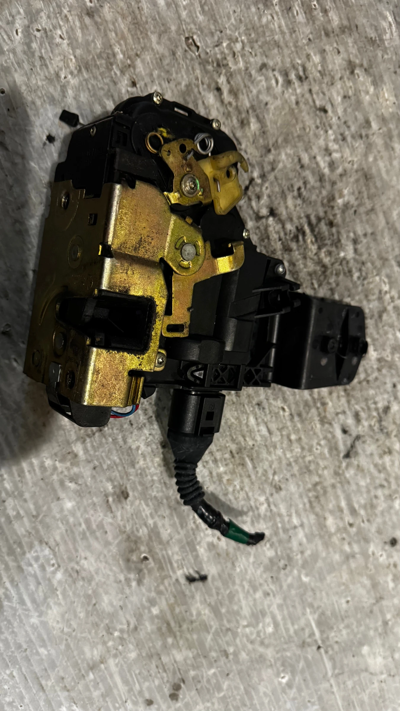 ����� �� ����� �� VW - 3B1837015A / 117674-100 | Mobile.bg � ����������� 2