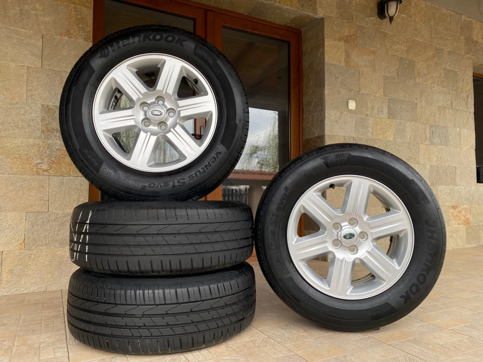 Гуми с джанти Hankook 235/65R17