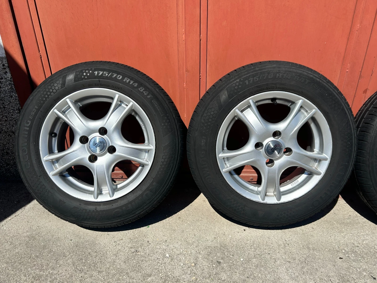 ���� � ������ 175/70R14 | Mobile.bg � ����������� 2