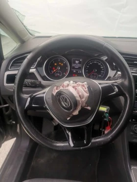 VW Touran 1.6 tdi, снимка 9