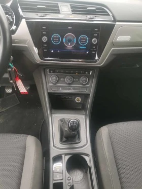 VW Touran 1.6 tdi, снимка 10