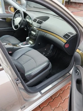 Mercedes-Benz E 200 Avangard, снимка 12