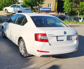 Skoda Octavia 2.0 TDI DSG сменен двигател на 130757км., снимка 7