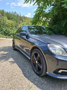 Mercedes-Benz E 55 - 15000 € / 29337.45 лв. - 83211291 2