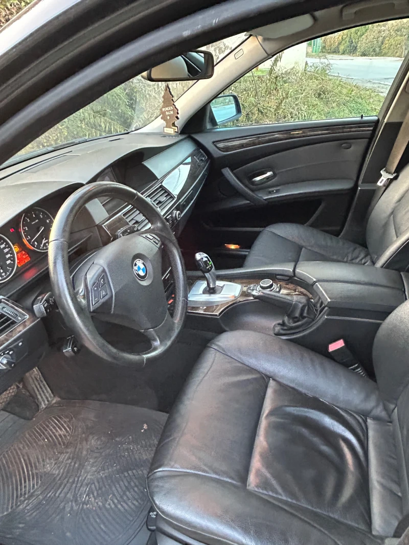 BMW 530 3.0 Xi Face 4x4, снимка 9 - Автомобили и джипове - 47753141