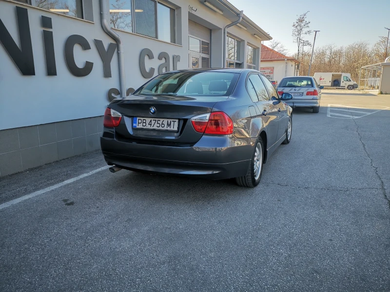 BMW 318 E90, снимка 4 - Автомобили и джипове - 47826633