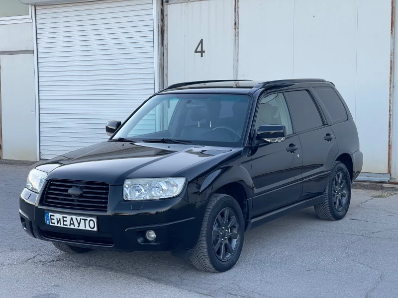 Subaru Forester 2.0i Газ/Бензин, снимка 4 - Автомобили и джипове - 47972580