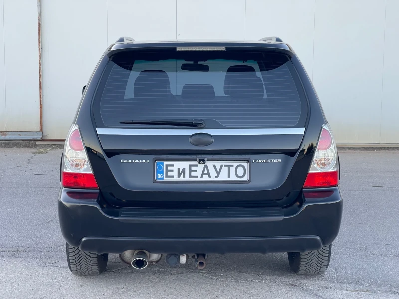 Subaru Forester 2.0i Газ/Бензин, снимка 7 - Автомобили и джипове - 47972580