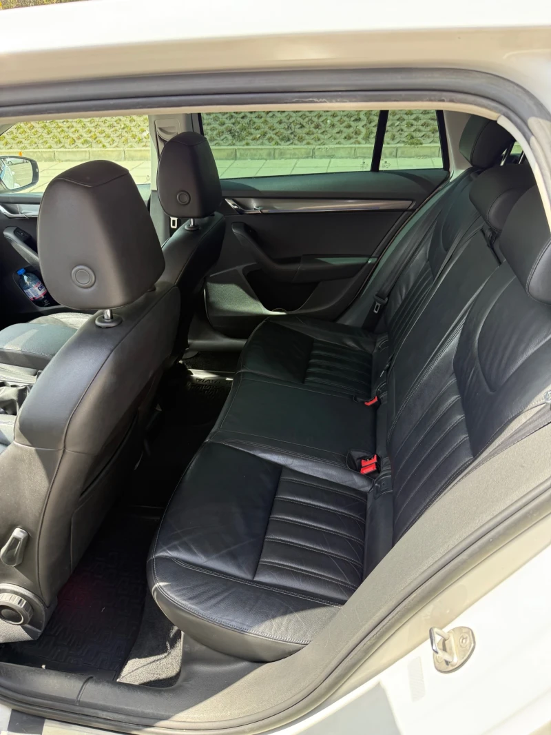 Skoda Octavia, снимка 6 - Автомобили и джипове - 52439424