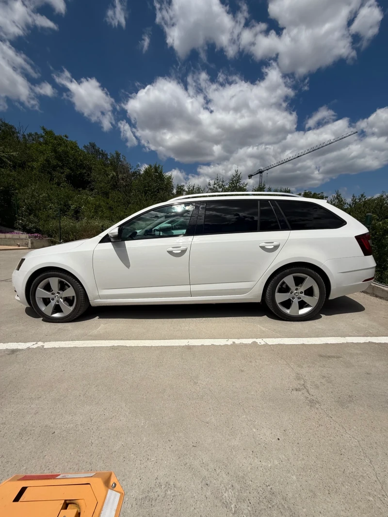 Skoda Octavia, снимка 3 - Автомобили и джипове - 52439424