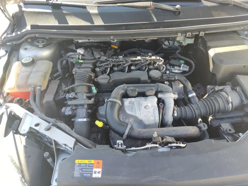 Ford Focus МК2 СЕДАН , снимка 12 - Автомобили и джипове - 52478412