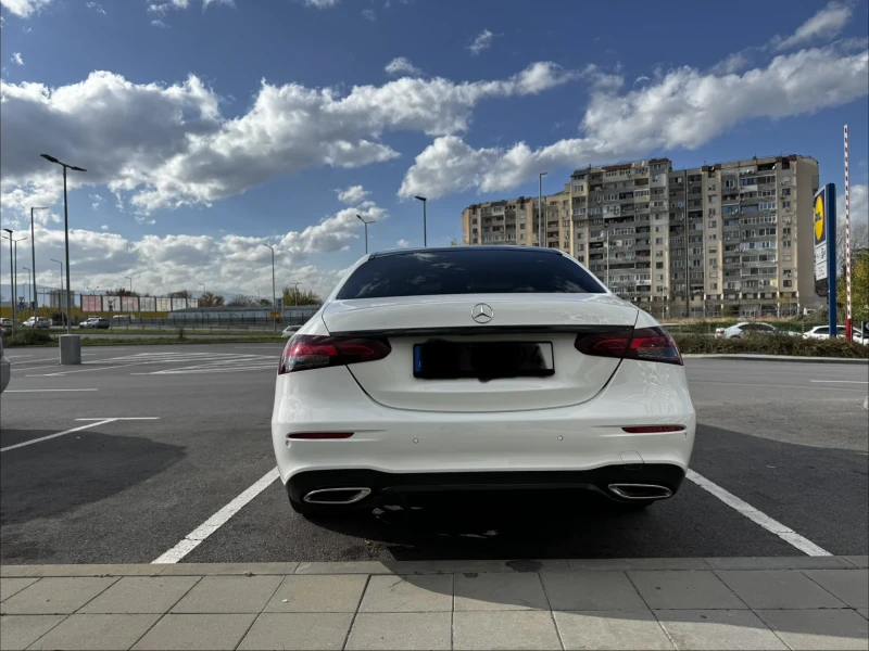 Mercedes-Benz E 220 2.0, снимка 10 - Автомобили и джипове - 52671051