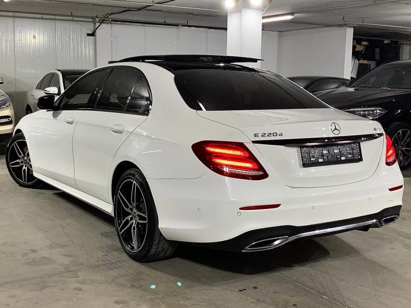 Mercedes-Benz E 220 4-Matic AMG * PANORAMA* HeadUp* PODGREV* BlindSpot, снимка 4 - Автомобили и джипове - 52742474