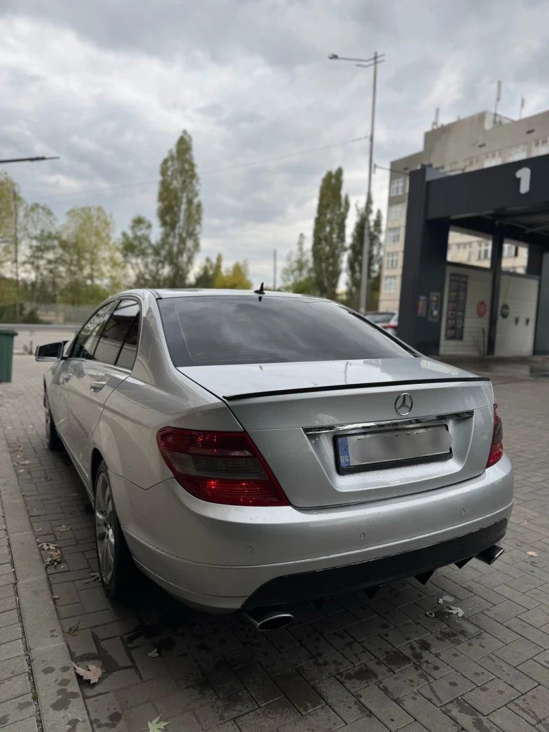 Mercedes-Benz C 220 CDI РЕАЛНИ КИЛОМЕТРИ! ПРОМО!!, снимка 5 - Автомобили и джипове - 53388229