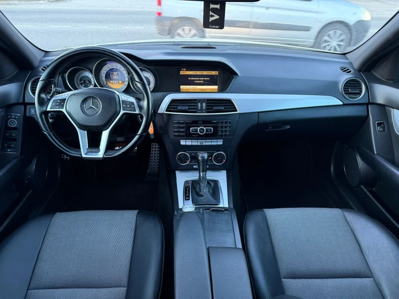Mercedes-Benz C 250 204 k.c. AMG Панорама ТОП, снимка 12 - Автомобили и джипове - 53527928