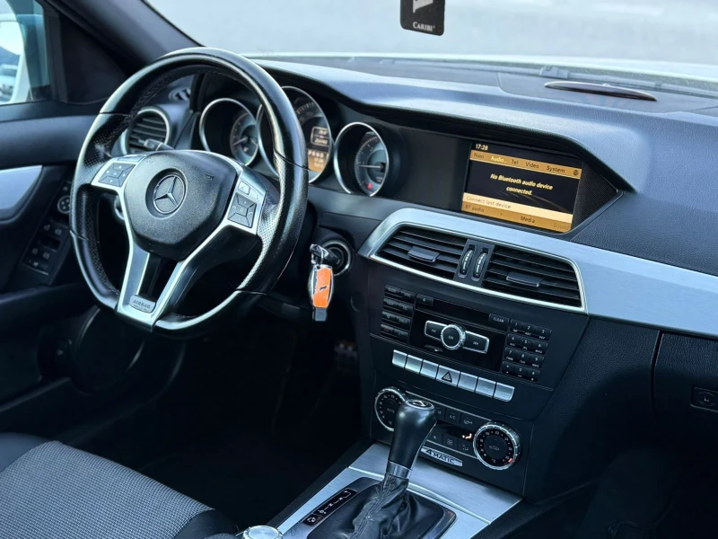 Mercedes-Benz C 250 204 k.c. AMG Панорама ТОП, снимка 13 - Автомобили и джипове - 53527928