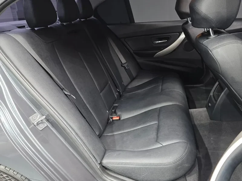 BMW 320 d, снимка 12 - Автомобили и джипове - 55143962