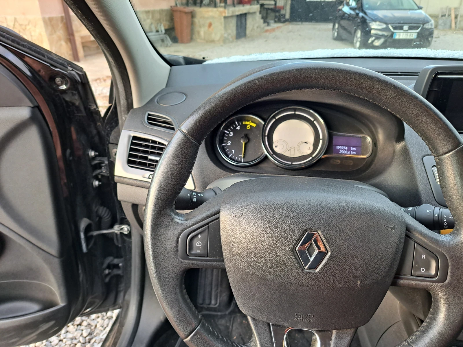 Renault Megane 1, 5dci-NAVI-FACE LIFT - изображение 5