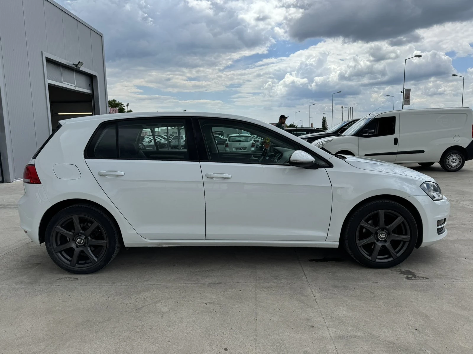 VW Golf  - изображение 6
