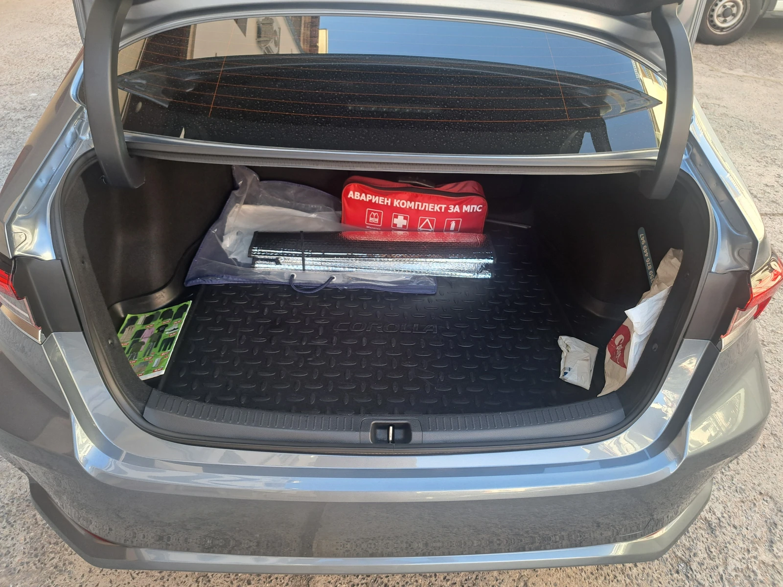 Toyota Corolla  - изображение 7
