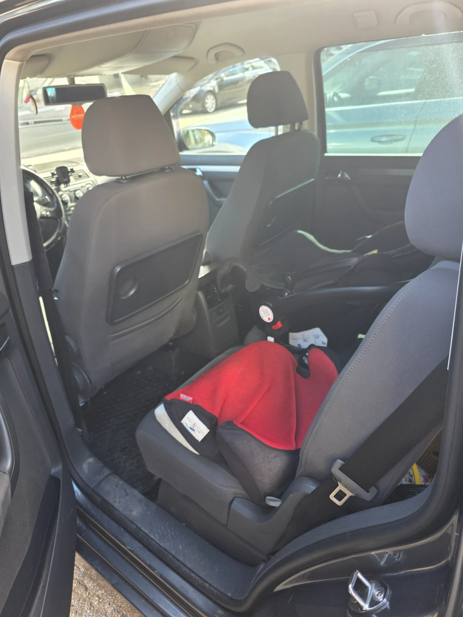 VW Touran 2 мотор - изображение 4