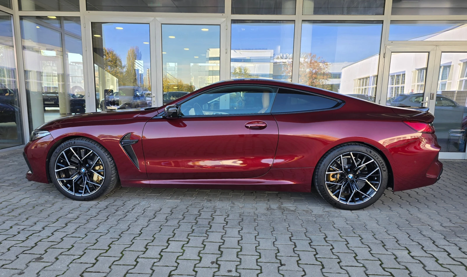 BMW M8 Coupe Competition  - изображение 2