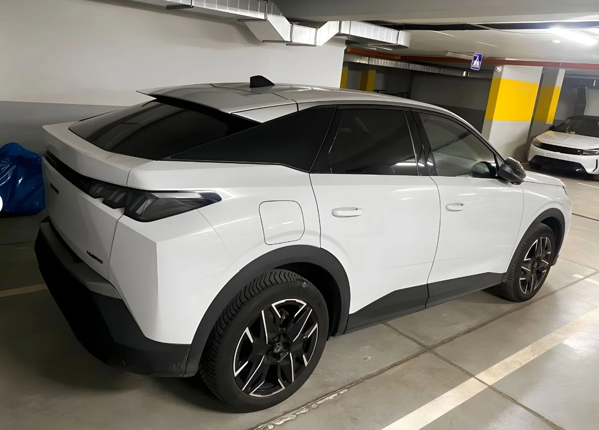 Peugeot 3008 по-големия дисплей, Allure e-DSC Hybrid 145 - изображение 4