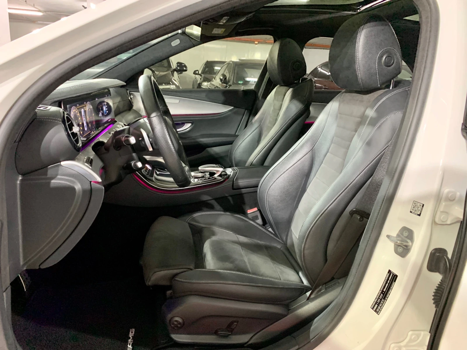 Mercedes-Benz E 220 4-Matic AMG * PANORAMA* HeadUp* PODGREV* BlindSpot | Mobile.bg   9