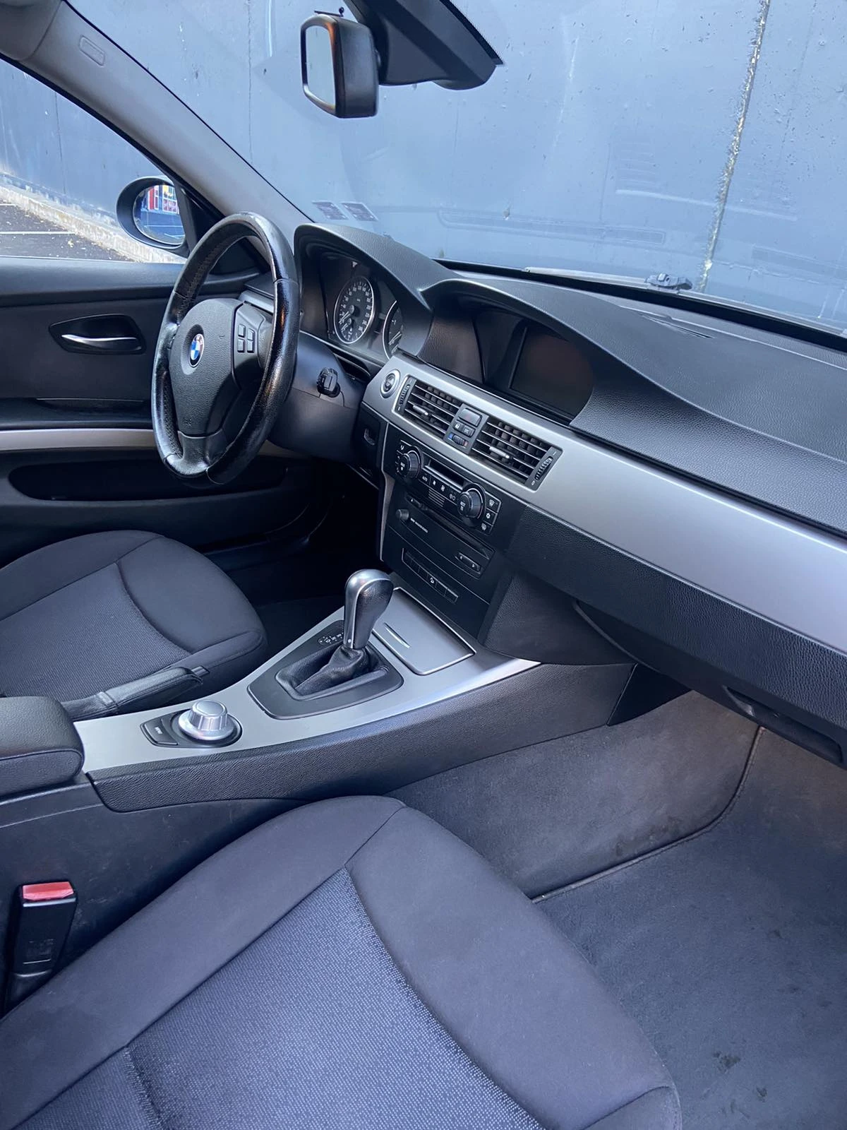 BMW 330 3.0 diesel, снимка 5 - Автомобили и джипове - 53895572