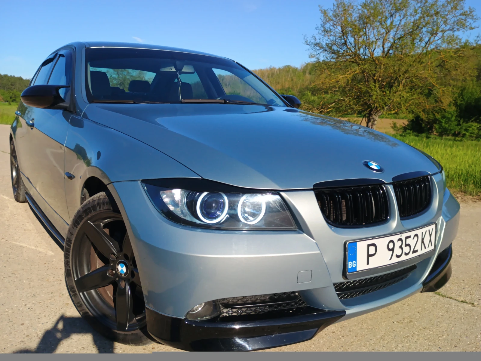 BMW 320