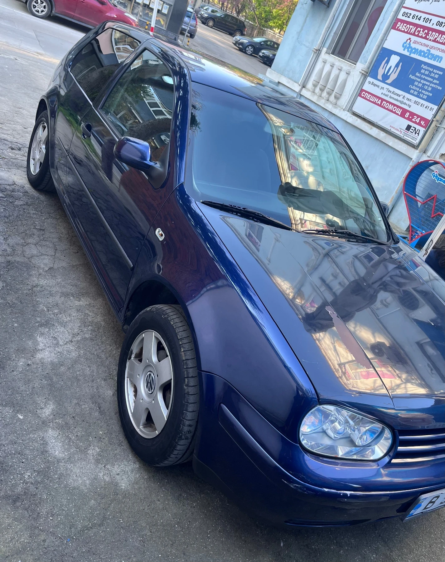 VW Golf 1.6 16v, снимка 2 - Автомобили и джипове - 54323324