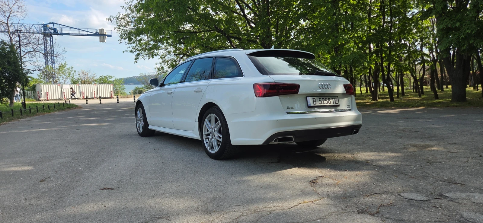Audi A6 2.0TDI, снимка 5 - Автомобили и джипове - 54724468