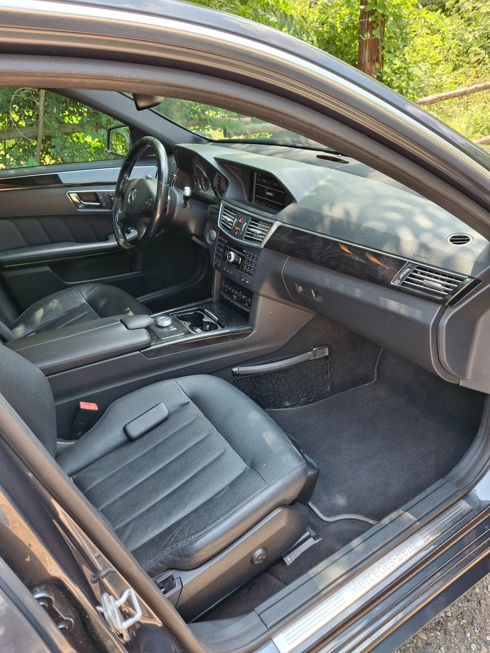 Mercedes-Benz E 55, снимка 10 - Автомобили и джипове - 55366848