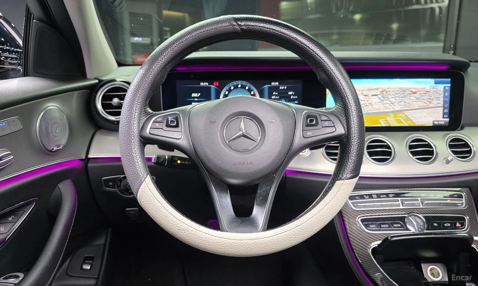 Mercedes-Benz E 300, снимка 13 - Автомобили и джипове - 55406800