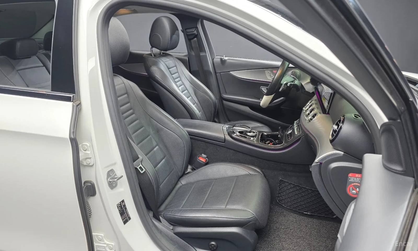 Mercedes-Benz E 300, снимка 11 - Автомобили и джипове - 55406800