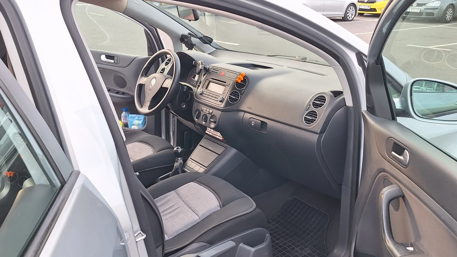 VW Golf Plus, снимка 7 - Автомобили и джипове - 55480698