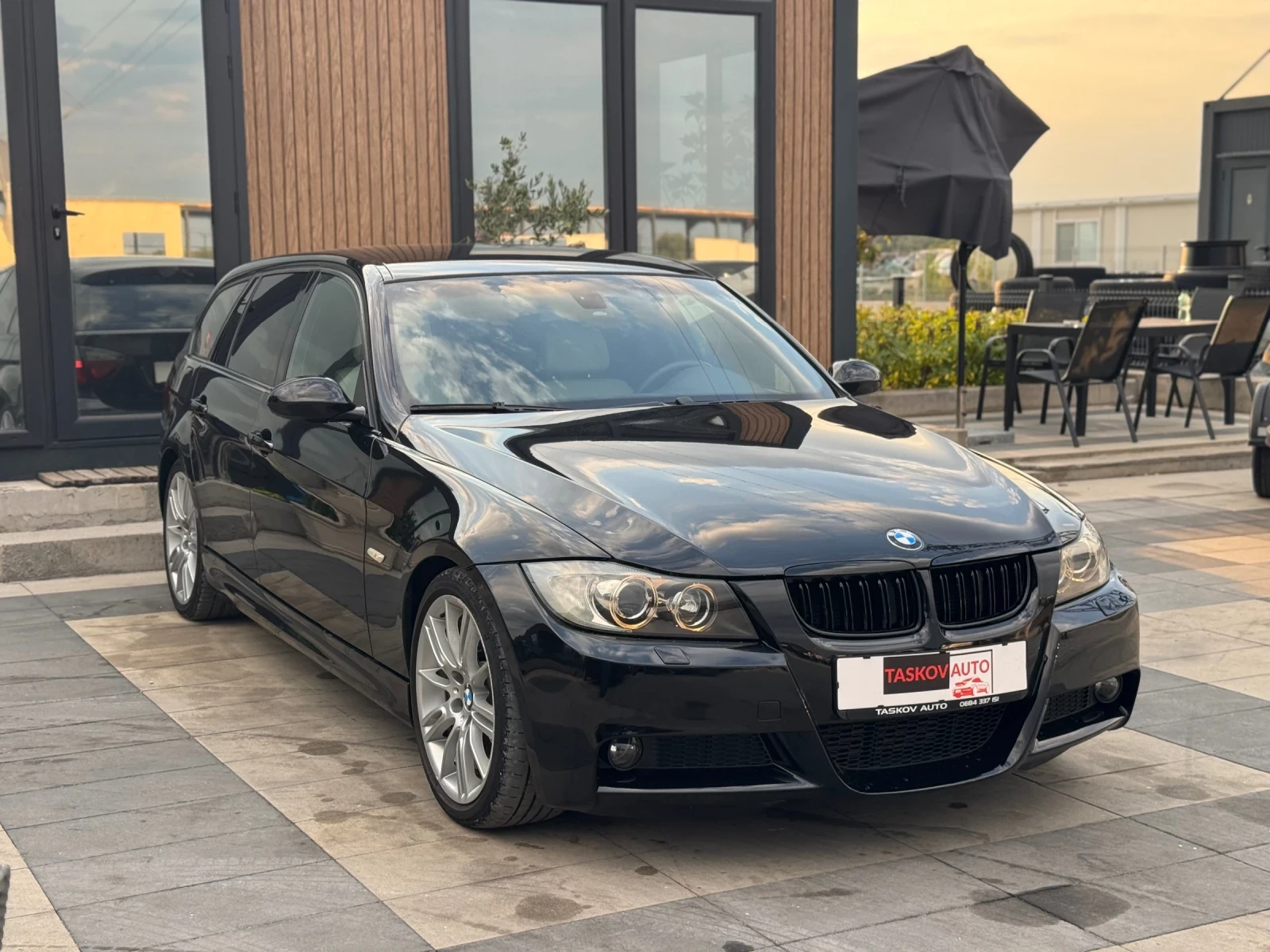 BMW 320 M-PACK FACELIFT ANGELEYES, снимка 3 - Автомобили и джипове - 55571631