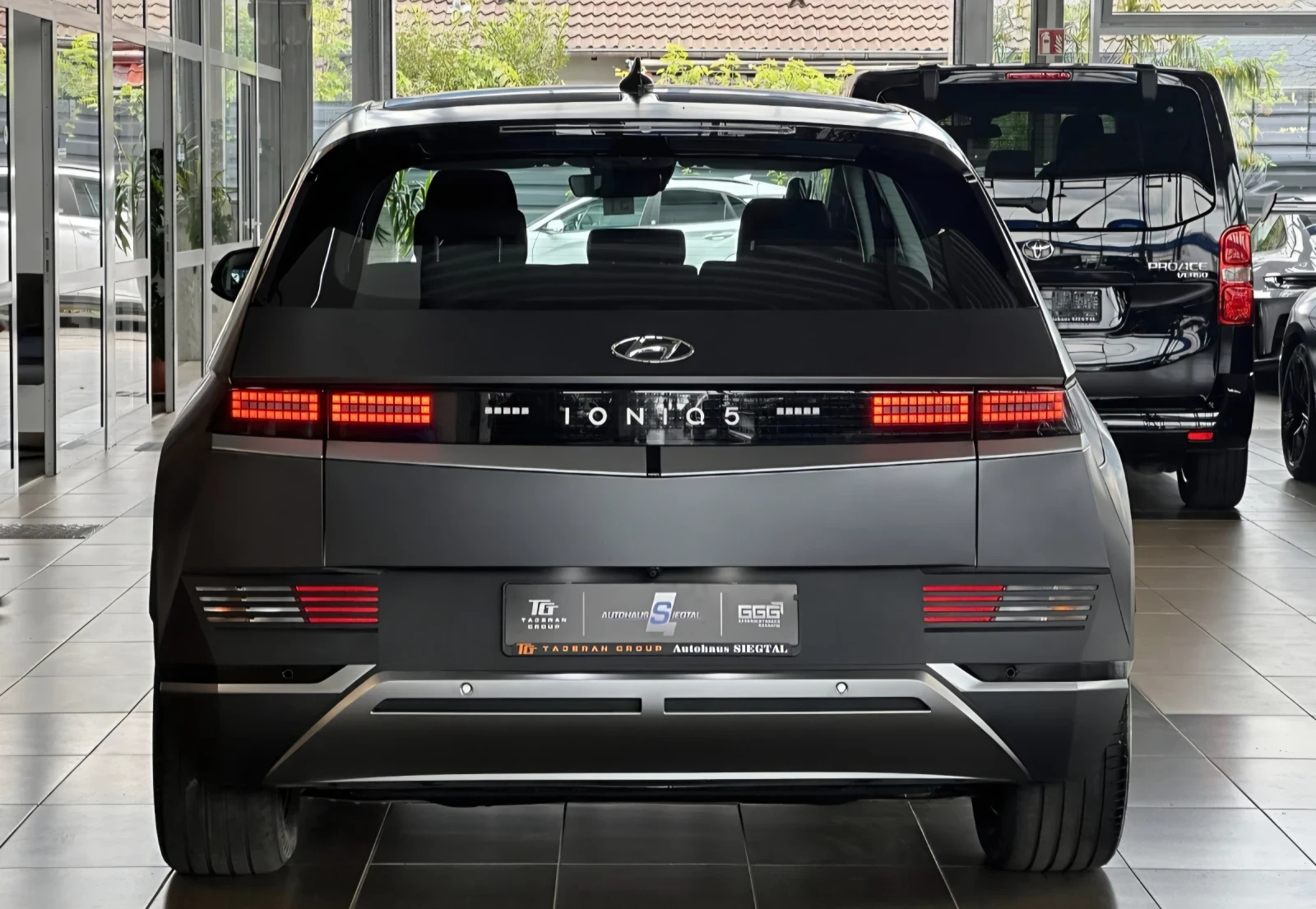 Hyundai Ioniq 5 58kw 10000km New, снимка 5 - Автомобили и джипове - 55772889