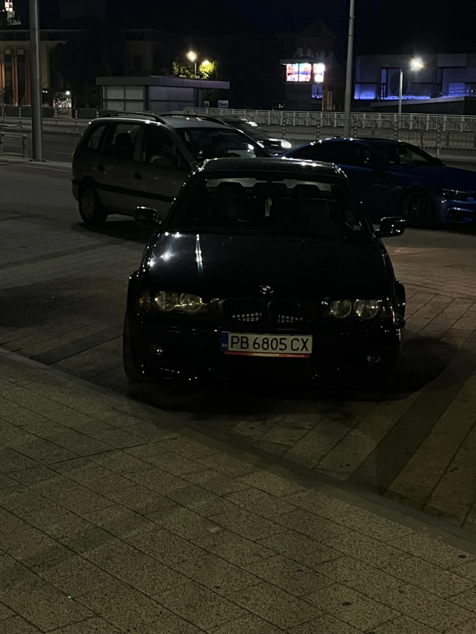 BMW 320, снимка 3 - Автомобили и джипове - 55878621