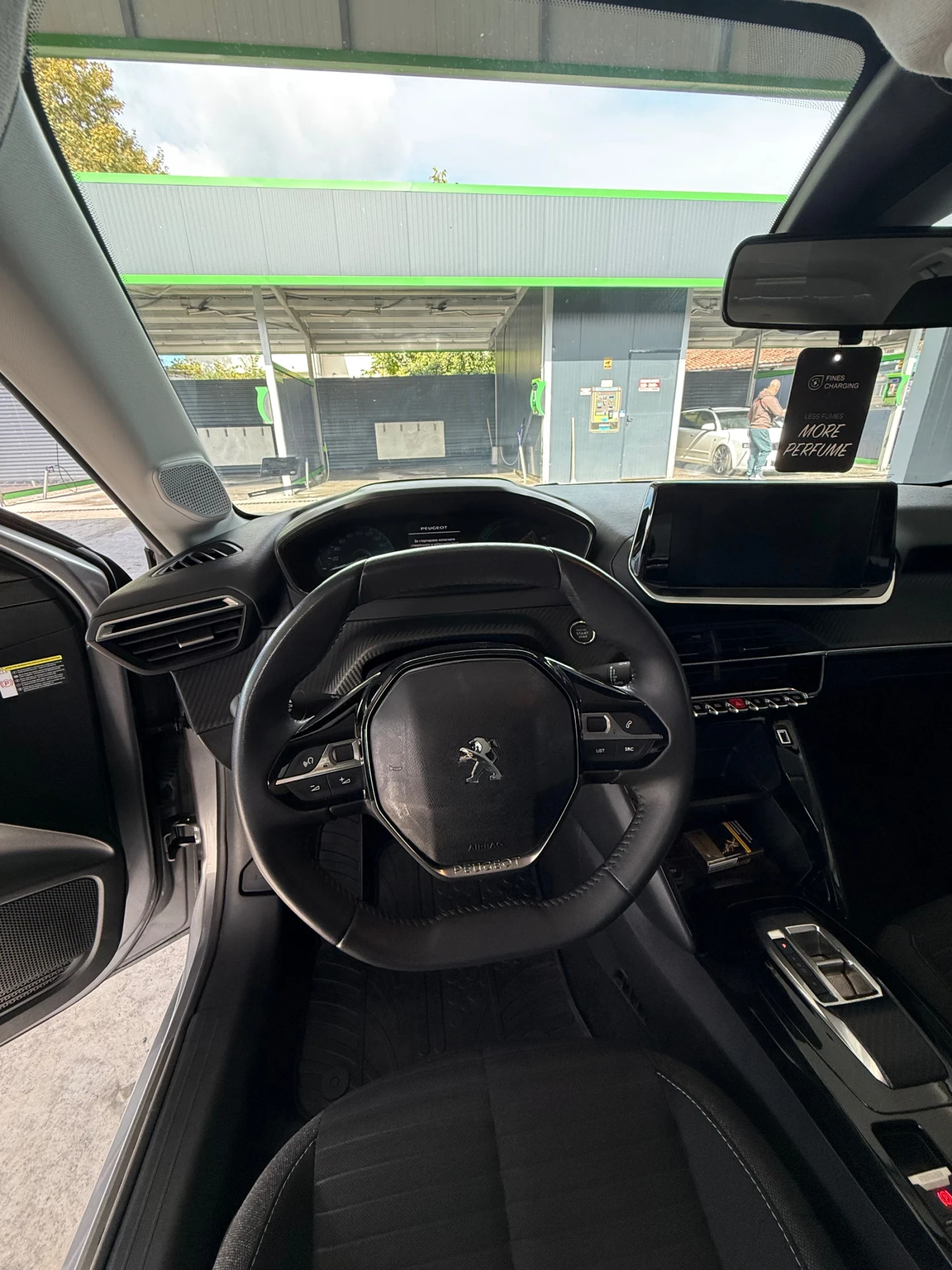 Peugeot 208 Style, снимка 6 - Автомобили и джипове - 56665645