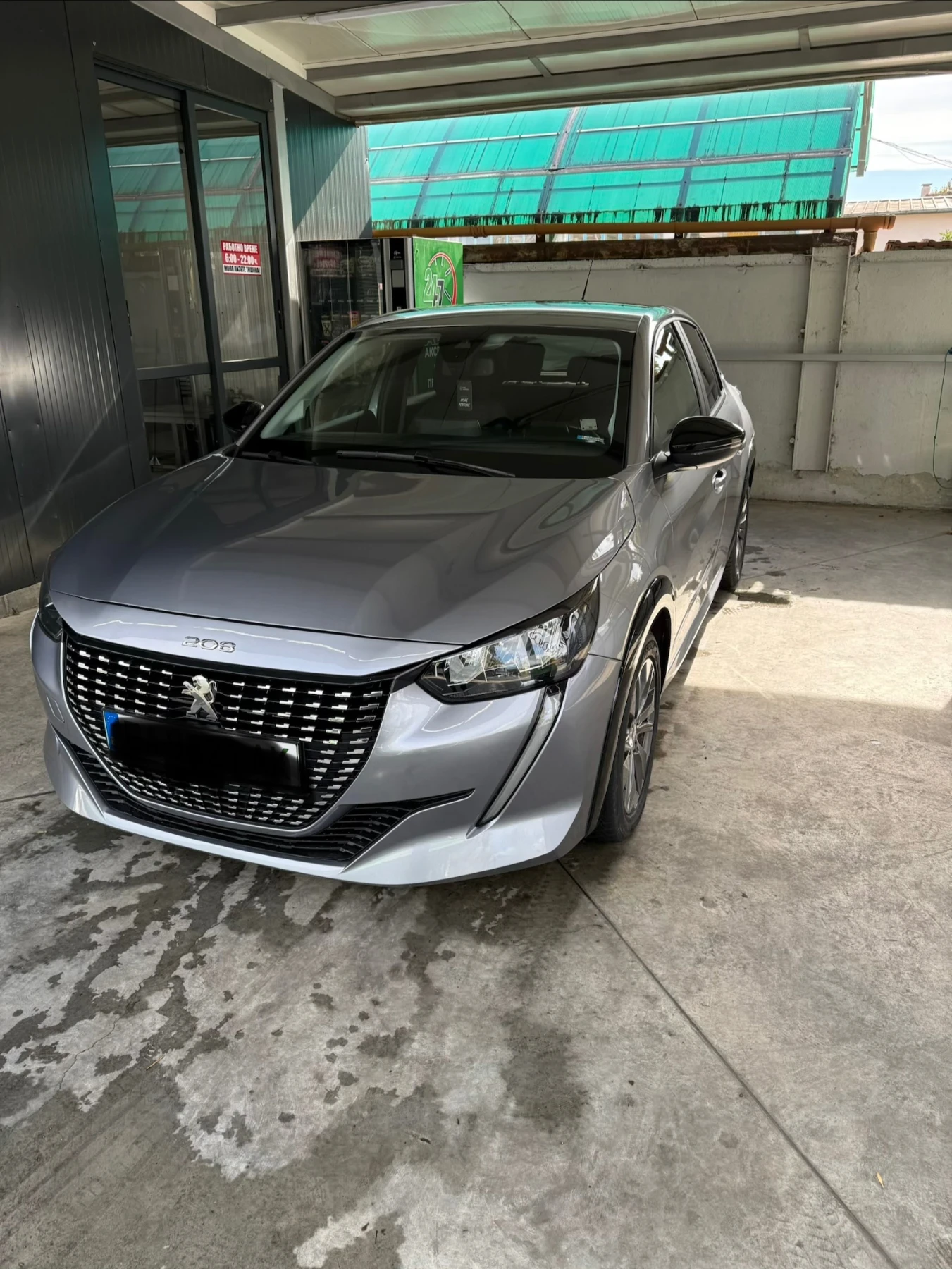 Peugeot 208 Style, снимка 2 - Автомобили и джипове - 56665645