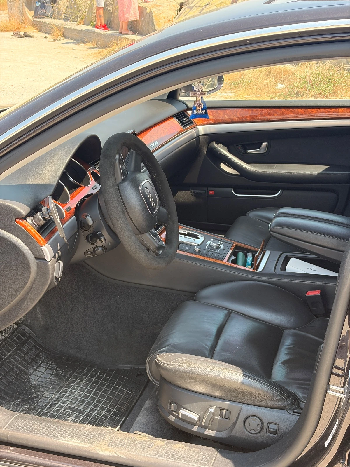 Audi A8 4.2TDi, снимка 5 - Автомобили и джипове - 56684496