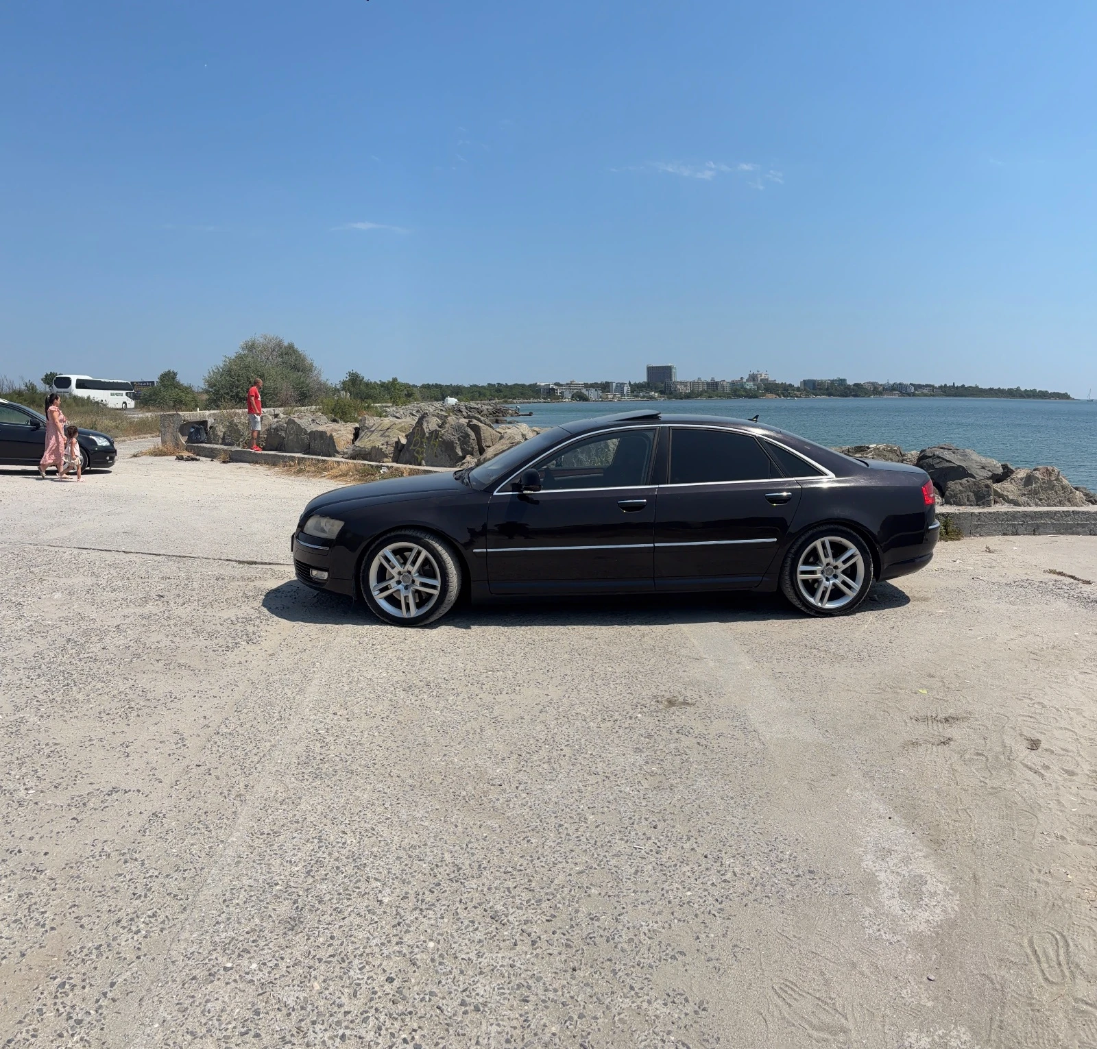Audi A8 4.2TDi, снимка 2 - Автомобили и джипове - 56684496