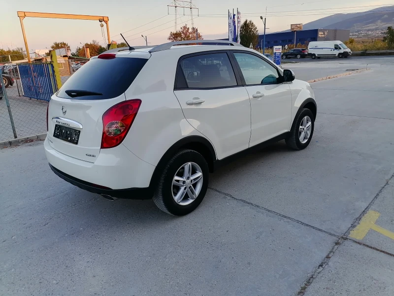 SsangYong Korando БЕНЗИН ГАЗ, снимка 6 - Автомобили и джипове - 47626937